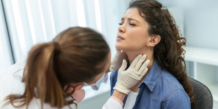 Data Unclear on Thyroid Disease After mRNA Vaccines