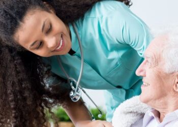 5 Ways To Enhance Bedside Patient Care at Home